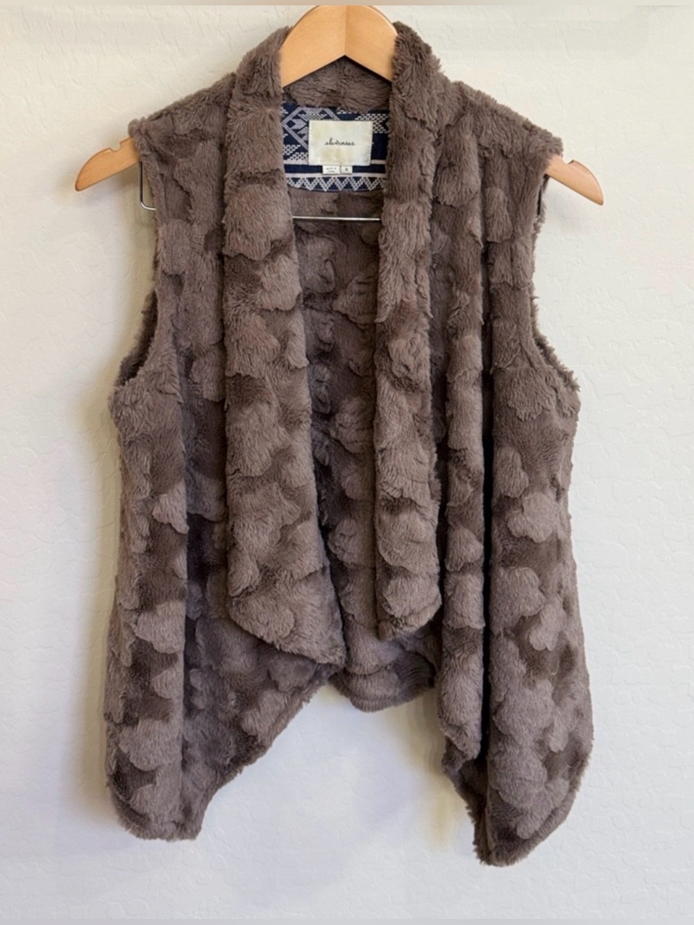 Anthropologie Elevenses Pelage Faux Fur Draped Open Front Vest Size Medium